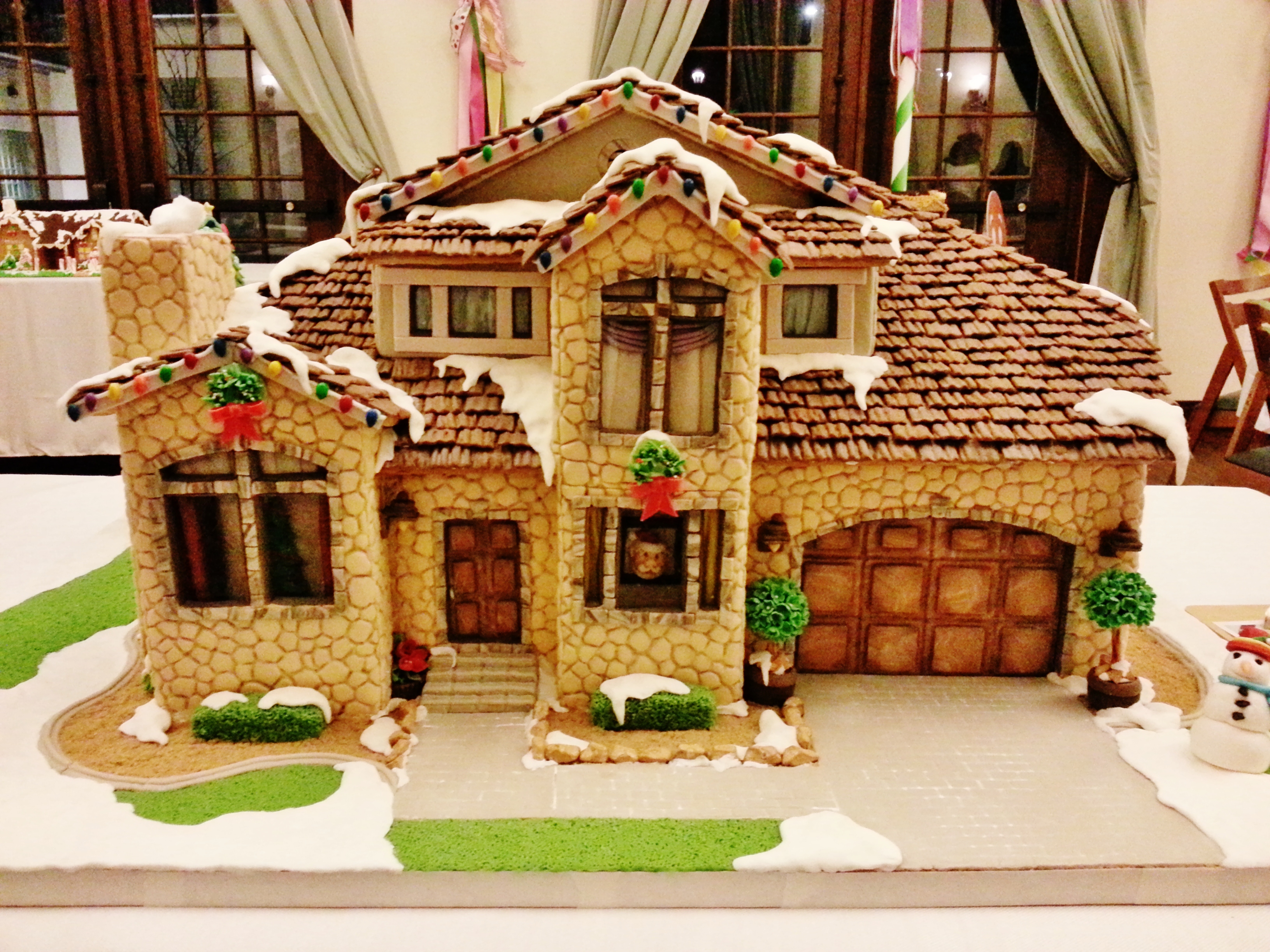 Gingerbread House Description